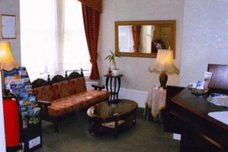 Kirkdale Hotel Croydon Dış mekan fotoğraf